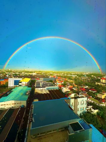 Diversity of Natural Light - The Rainbow by Dilshan Hettiarachchi